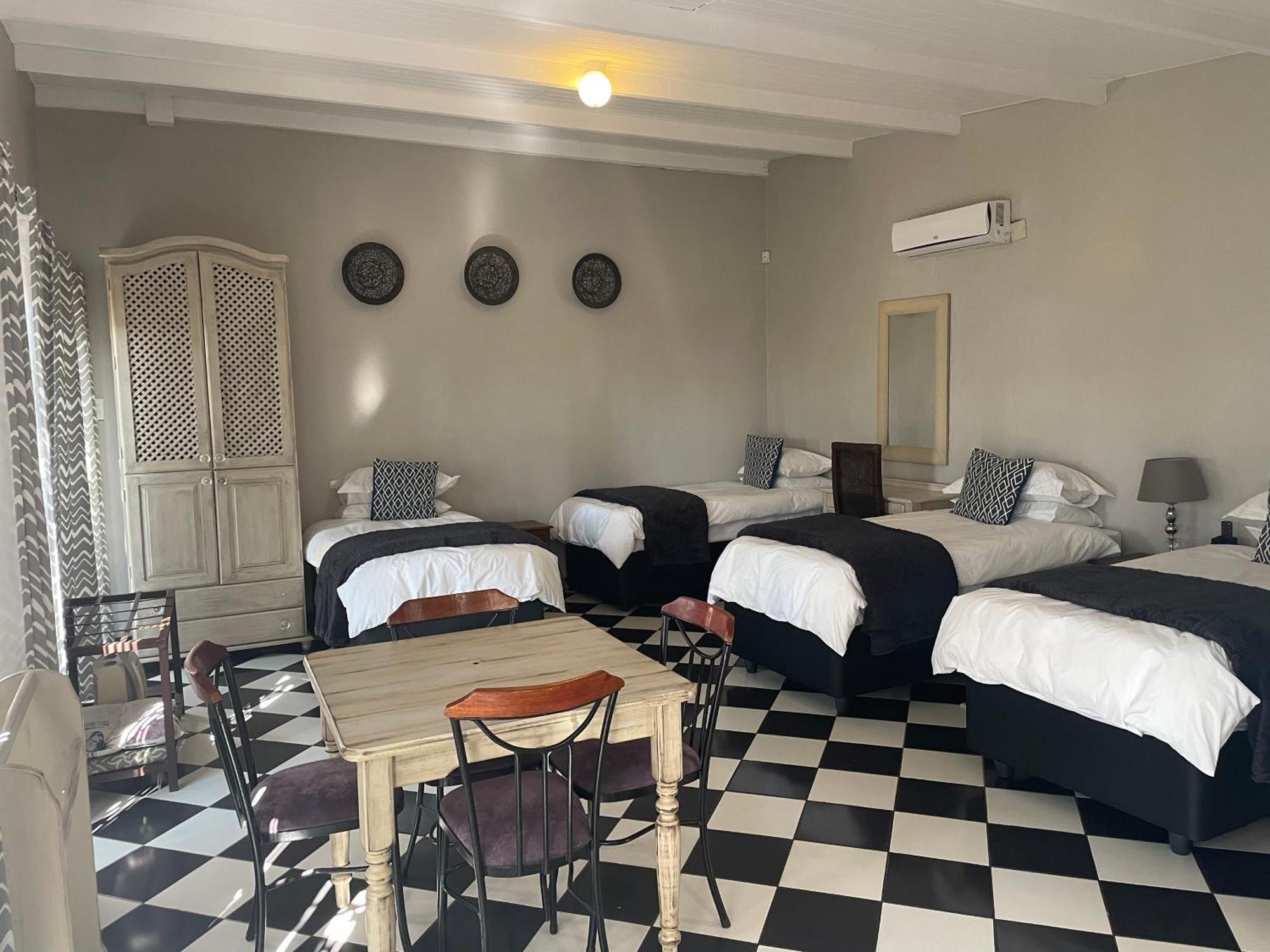 Windmills Rest Hotel พริทอเรีย ภายนอก รูปภาพ