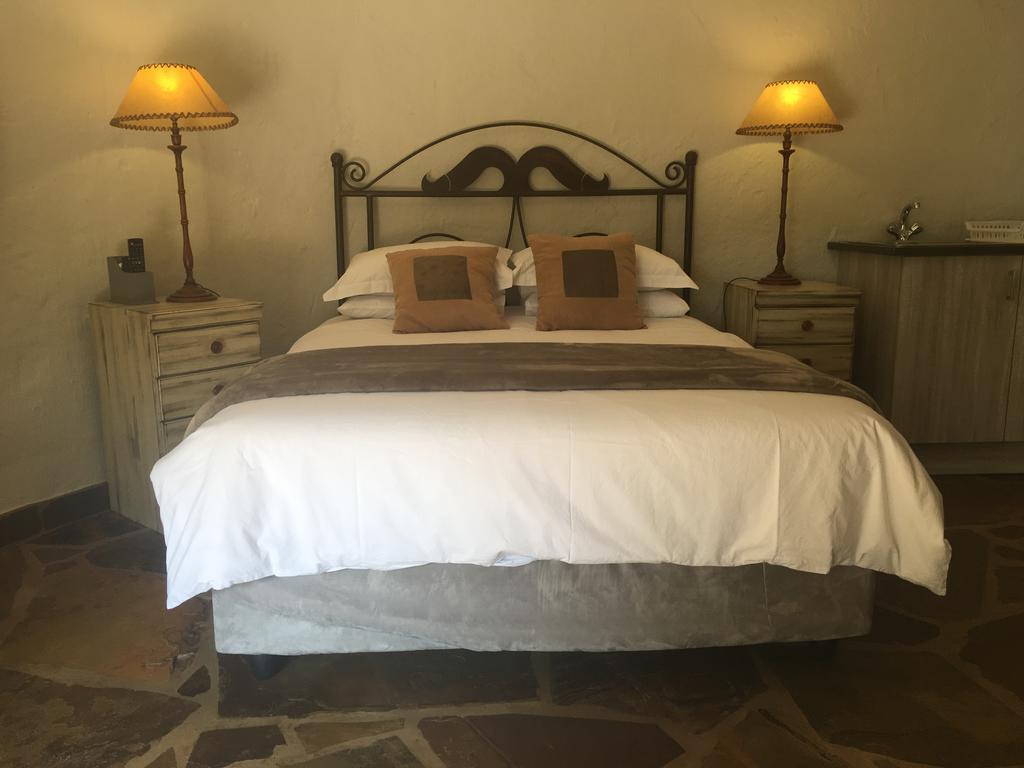 Windmills Rest Hotel พริทอเรีย ภายนอก รูปภาพ