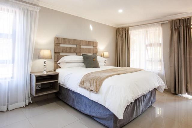 Windmills Rest Hotel พริทอเรีย ภายนอก รูปภาพ