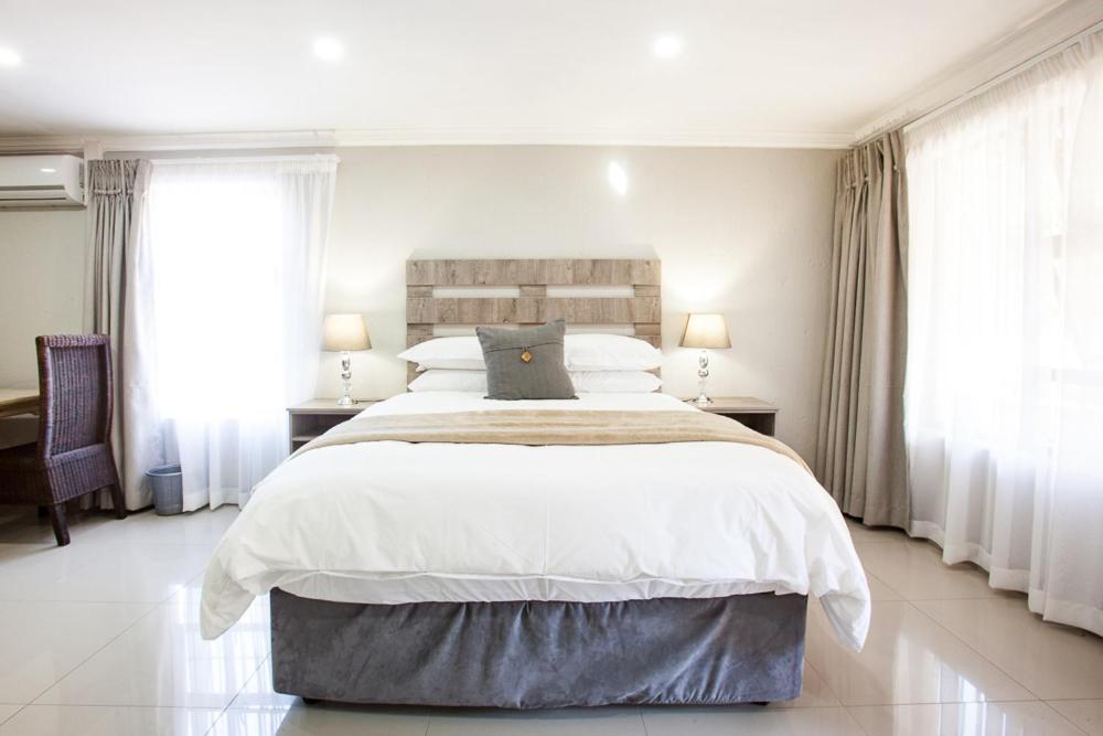 Windmills Rest Hotel พริทอเรีย ภายนอก รูปภาพ